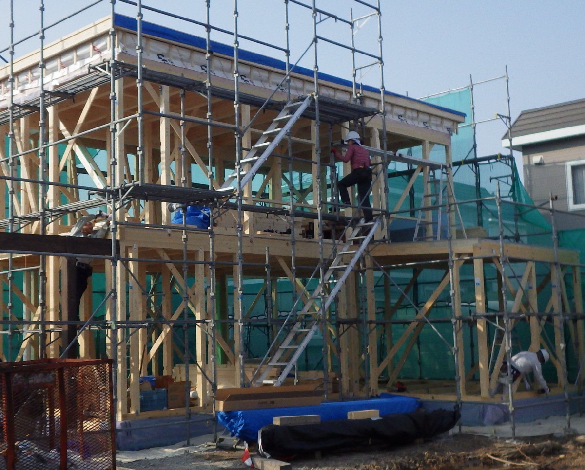 春の現場、順調です！そして　ホクシン作業場も新たに！！