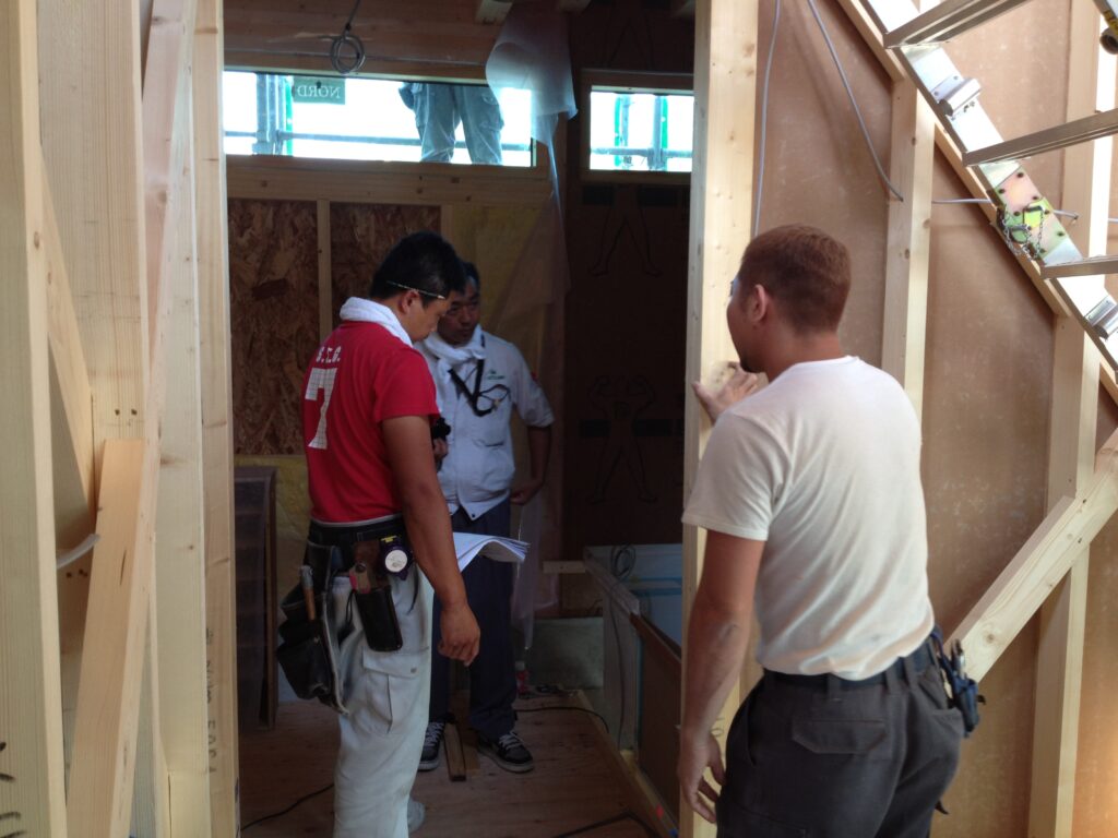 大工さんの休憩時間にちょっとおじゃま！